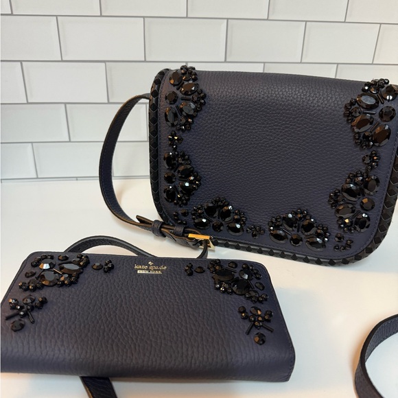 kate spade Handbags - Kate Spade Navy “Set in Stone” Crossbody Bag with matching wallet